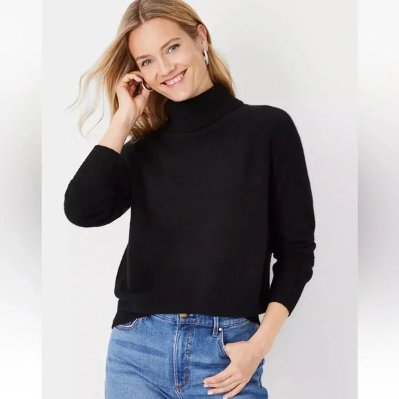 ANN TAYLOR 100% CASHMERE BLACK CLASSIC TURTLENECK LONG SLEEVE SWEATER $199 XS - Picture 1 of 16